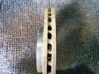 Тормозной диск передний NISSAN SERENA CNC25 MR20DE 2 ракурс