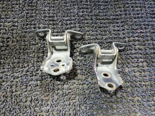 Петля дверная правая передняя MAZDA MPV LY3P 4 ракурс