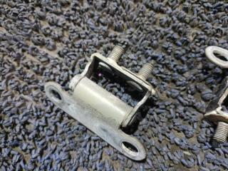 Петли 5-й двери TOYOTA BLADE AZE154 5 ракурс