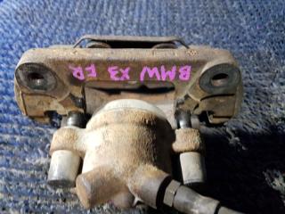 Суппорт правый передний BMW X3 E83 M54B25 3 ракурс