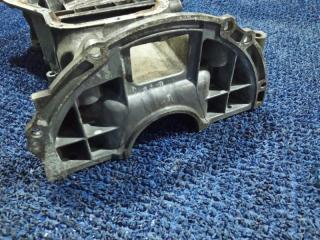 Поддон передний TOYOTA NOAH AZR65 1AZFSE 5 ракурс