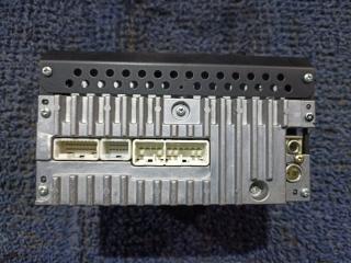 Магнитофон TOYOTA IST NCP65 86120-52211 3 ракурс
