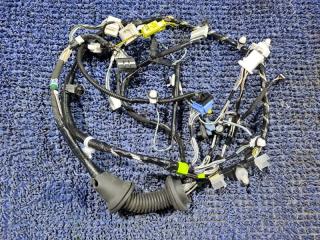 Провода прочие правый передний TOYOTA RAV4 MXAA54 82151-42F80 1 ракурс Провода прочие правый передний TOYOTA RAV4 MXAA54 82151-42F80 1 ракурс