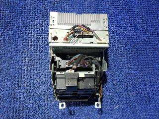 Блок управления климат-контролем NISSAN CEFIRO A33 VQ20DE 27500-2Y010 2 ракурс