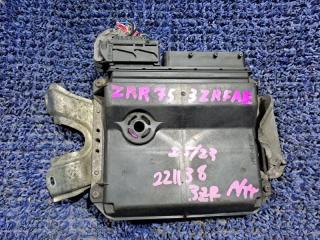Блок efi TOYOTA VOXY ZRR75 3ZRFAE 89661-28C51 1 ракурс