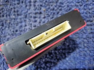 Электронный блок TOYOTA ALPHARD MNH15 1MZFE 89960-58020 3 ракурс