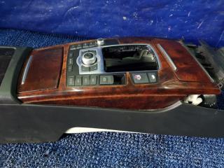 Бардачок между сиденьями AUDI A6 4F2 4f2864261 3 ракурс Бардачок между сиденьями AUDI A6 4F2 4f2864261 3 ракурс