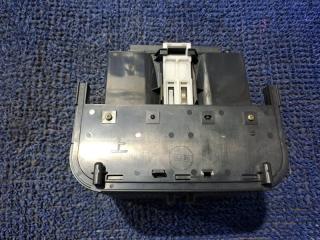 Бардачок NISSAN X-TRAIL NT30 68104-EQ000 3 ракурс