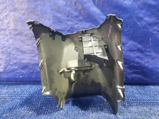Пластик салона TOYOTA WISH ZNE10 55434-68010 2 ракурс