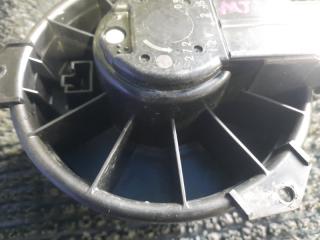 Мотор печки SUZUKI WAGON R MH22S K6A 3 ракурс