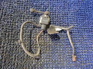 Корректор фары передний NISSAN ELGRAND NE51 VQ35DE 1 ракурс