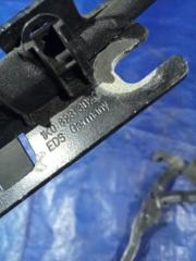 Петля капота VOLKSWAGEN GOLF 1k1 BLG 823-302C 3 ракурс
