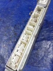 Блок efi TOYOTA NOAH AZR65 1AZFSE 89661-2J030 3 ракурс