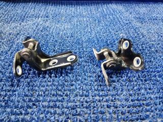 Петля дверная правая задняя TOYOTA RAV4 MXAA54 3 ракурс