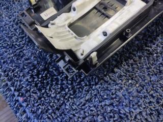 Консоль кпп MAZDA ATENZA GG3S L3VE 4 ракурс Консоль кпп MAZDA ATENZA GG3S L3VE 4 ракурс