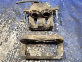 Суппорт правый передний NISSAN ELGRAND NE51 VQ35DE 4803 4 ракурс Суппорт правый передний NISSAN ELGRAND NE51 VQ35DE 4803 4 ракурс