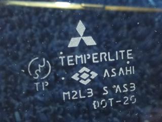 Стекло собачника правое заднее MITSUBISHI eK-SPORT H81W 3 ракурс
