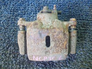 Суппорт левый передний TOYOTA BB NCP35 1NZFE 1 ракурс Суппорт левый передний TOYOTA BB NCP35 1NZFE 1 ракурс