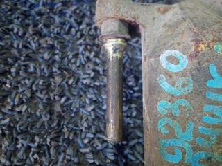 Суппорт левый передний TOYOTA BB NCP35 1NZFE 4 ракурс Суппорт левый передний TOYOTA BB NCP35 1NZFE 4 ракурс