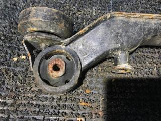 Подушка редуктора задняя TOYOTA HARRIER MCU15 2 ракурс