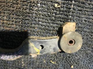 Подушка редуктора TOYOTA COROLLA AE114 4AFE 3 ракурс