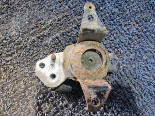 Подушка двигателя правая TOYOTA PLATZ SCP11 1SZFE 2 ракурс