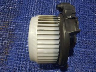 Мотор печки TOYOTA SPADE NCP145 1NZFE 2 ракурс