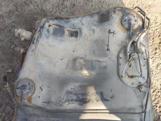 Бензобак TOYOTA CAMRY CV30 2CT 3 ракурс Бензобак TOYOTA CAMRY CV30 2CT 3 ракурс