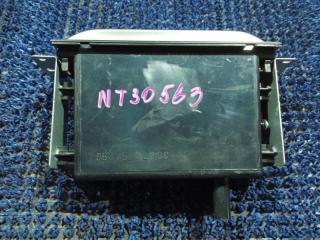 Бардачок NISSAN X-TRAIL NT30 68475-WL000 4 ракурс
