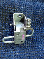 Петля дверная AUDI TT 8N3 8N0-831-412 3 ракурс