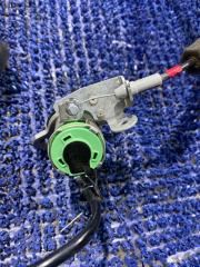 Замок багажника TOYOTA CROWN MAJESTA UZS187 64650-30010 5 ракурс