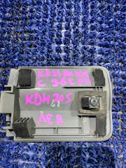 Заглушка левая TOYOTA HIACE KDH205 68374-26070 3 ракурс Заглушка левая TOYOTA HIACE KDH205 68374-26070 3 ракурс