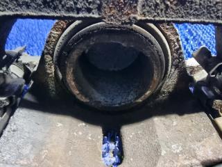 Суппорт правый передний TOYOTA BB NCP35 1NZFE 3 ракурс