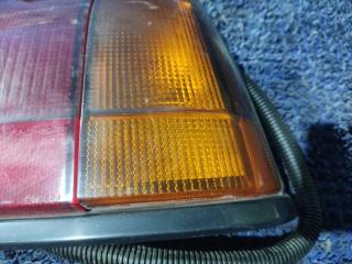 Стоп-сигнал правый задний TOYOTA SPRINTER AE81 7072 2 ракурс