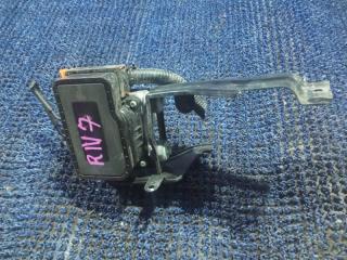 Блок abs HONDA STREAM RN7 R18A 2 ракурс