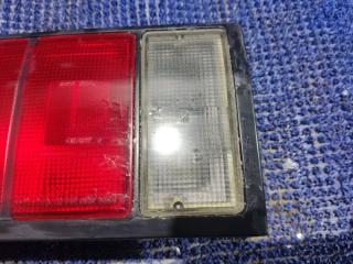 Стоп-сигнал левый задний TOYOTA CARINA AT150 20-140 2 ракурс