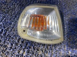 Габарит передний правый HONDA LIFE