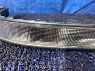 Габарит правый передний TOYOTA HIACE LH107 01-212-1651 3 ракурс