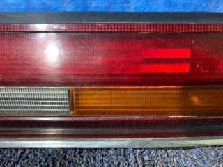 Стоп-сигнал правый задний NISSAN BLUEBIRD ENU12 4618 3 ракурс