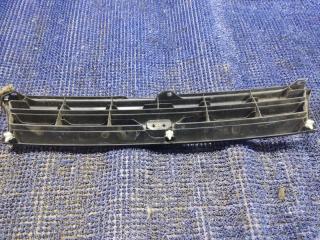 Решетка радиатора TOYOTA STARLET EP82 53111-10370 5 ракурс