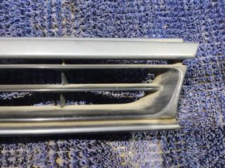Решетка радиатора TOYOTA STARLET EP82 4EF 53111-10350 2 ракурс