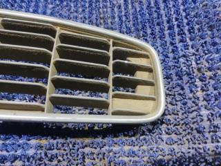 Решетка радиатора NISSAN BLUEBIRD U13 GA16DS 62310-4E200 2 ракурс