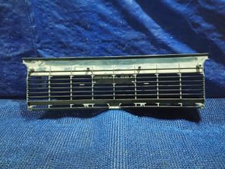 Решетка радиатора TOYOTA HIACE LH61 2L 53100-95J09 4 ракурс