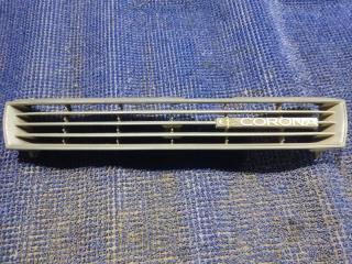 Решетка радиатора TOYOTA CORONA AT170 53111-20550 1 ракурс