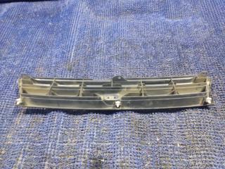 Решетка радиатора TOYOTA STARLET EP82 53111-10370 5 ракурс