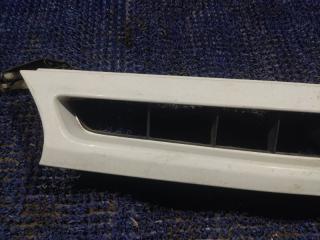 Решетка радиатора TOYOTA STARLET EP82 53011-10270 5 ракурс