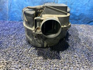 Корпус воздушного фильтра AUDI 80 B3 025906301C 5 ракурс