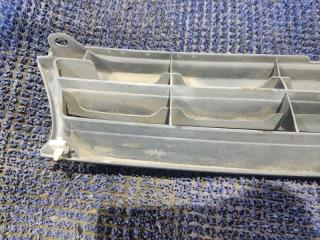 Решетка радиатора TOYOTA STARLET EP82 53111-10370 5 ракурс