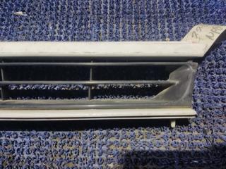 Решетка радиатора TOYOTA STARLET EP82 53111-10350 2 ракурс