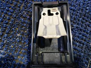 Пепельница NISSAN TERRANO LR50 68800-2W100 3 ракурс